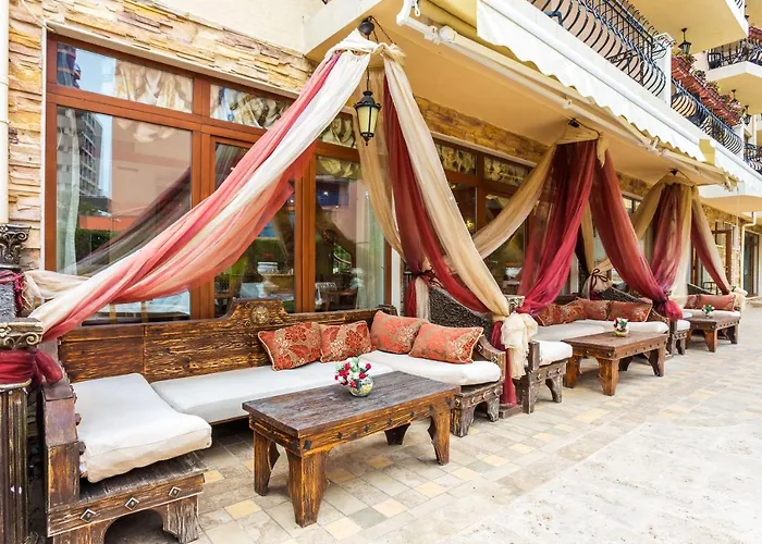 Otel Family Gold Pearl (adults Only)