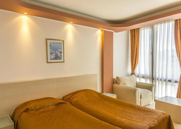 Family Gold Pearl (adults Only) Szálloda 3*