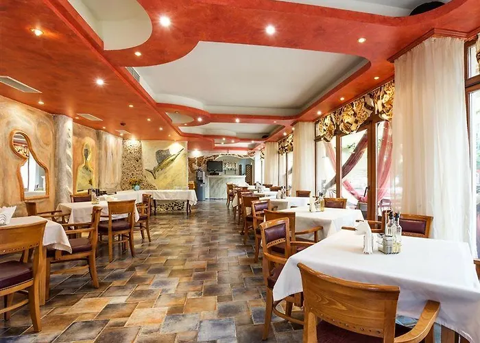 Family Gold Pearl (adults Only) 3* Napospart