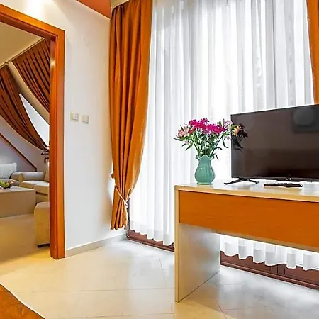 Family Gold Pearl (adults Only) فندق