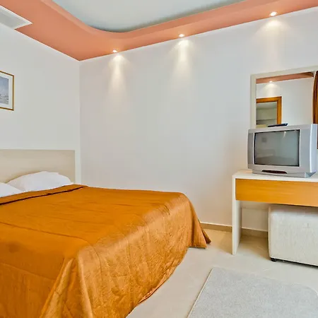 מלון Family Gold Pearl (adults Only) 3*