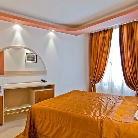 Хотел Family Gold Pearl (adults Only) 3*
