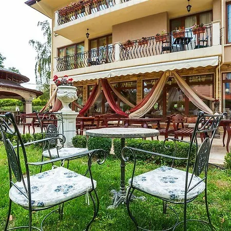 Хотел Family Gold Pearl (adults Only) 3*