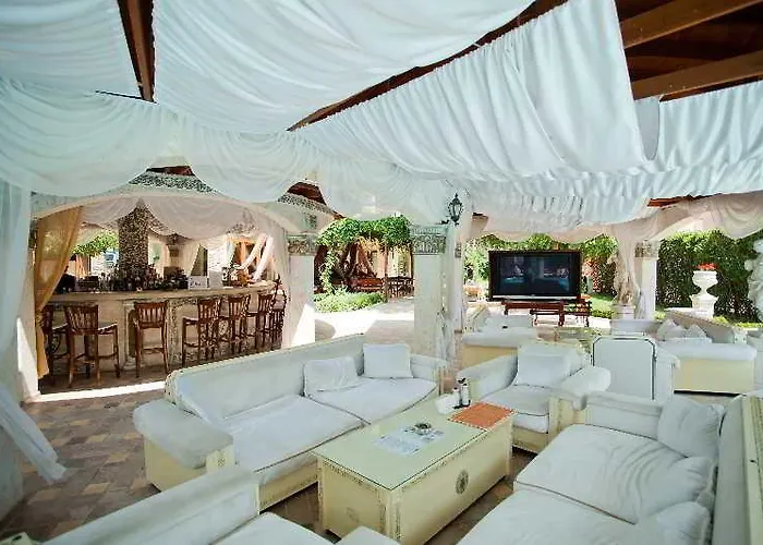 Family Gold Pearl (adults Only) Hotel 3*